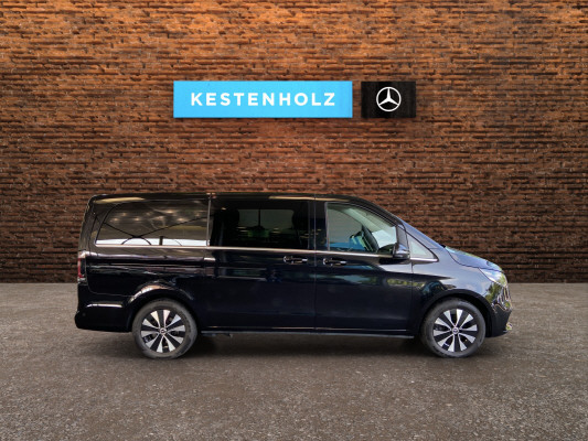 [all]Werksgarantie bis 30.05.2027 / Gratisservice 10 Jahre oder 100'000 Km, Reparaturservice 3 Jahre oder 100'000 Km ab 1.Inv. / zzgl. Ablieferungspauschale CHF 540.- // Er bietet Platz f&uuml;r bis zu 7 Personen[/all]


[all]


[/all]&nbsp; AdBlue-Tank 24 lAirbag: Airbag Fahrer und BeifahrerAirbag:Thorax Seitenairbag f&uuml;r Fahrer und BeifahrerAirbag:Window-Kopfairbag f&uuml;r Fahrer und BeifahrerAntiblockiersystem (ABS)Assist: ATTENTION ASSIST (Aufmerksamkeitsassistent)Assist: Antriebs-Schlupf-Regelung (ASR)Assist: Elektronisches Stabilit&auml;ts-Programm (ESP&reg;)Assist: Feststellbremse elektrischAssist: SeitenwindassistentAssist: Serviceintervallanzeige ASSYST mit WartungsrechnerAssist: Tempomat mit variabler Geschwindigkeitsbegrenzung SPEEDTRONICAssist:ADAPTIVE BRAKE, Trockenbremsen bei N&auml;sse und BerganfahrhilfeAssist:Aktiver Park-Assistent, automatisches Einparken in Parkpl&auml;tze l&auml;ngs und quer zurAssist:Bremsassistent BAS mit Bremskraftunterst&uuml;tzung bei erkannten NotbremsungenAssist:Bremsbelagverschleiss-Warnanzeige durch Kontrollleuchte f&uuml;r VorderachsbremsenAssist:Crashaktive PedalanlageAssist:Fl&uuml;ssigkeitsstand-Warnanzeige f&uuml;r Kraftstoff, &Ouml;l, K&uuml;hlwasser und ScheibenwaschwasserAssist:Heizung f&uuml;r ScheibenwaschanlageAssist:Mercedes-Benz Notrufsystem und PannenmanagmentAssist:Reifenluftdruck&uuml;berwachungAssist:Scheibenwischer mit Regensensor und Tipp-WischfunktionAssist:SeitenaufprallschutzAssist:Warnsummer und Warnanzeige im Kombiinstrument f&uuml;r nicht angegurteten Fahrer undAussenspiegel, beheizt, von innen elektrisch einstellbar und in Wagenfarbe lackiert,AussentemperaturanzeigeBordkantenzierstab und Chromzierelement am HeckDekor:Innenhimmel in Stoff, kristallgrauDekor:Zierelemente in DoppelstreifenoptikDieselpartikelfilterElektrik f&uuml;r Anh&auml;ngersteckdoseFahrwerk: AGILITY CONTROL-Fahrwerk mit selektivemFahrwerk:Allradantrieb permanent, 4MATICFahrwerk:Direktlenkung mit geschwindigkeitsabh&auml;ngiger Lenkkraftunterst&uuml;tzung und variablerFahrwerk:KomfortfahrwerkFenster fest hintenFenster fest vorne links und rechts im FahrgastraumFensterheber elektrisch mit Komfortbet&auml;tigung und EinklemmschutzGarantie: 3 Jahre oder 100'000 kmGetriebe:9G-TRONIC inklusive DIRECT SELECT W&auml;hlhebel und Lenkradschaltpaddles, AGILITYHandschuhfach abschliessbar und beleuchtetHeckscheibe heizbar mit ZeitsteuerungKlima:Klimaanlage TEMPMATIC halbautomatisch geregelt mit PollenfilterKombiinstrument mit Multifunktions-Kraftstoffbeh&auml;lter gross 70 lLackierung: Uni-LackierungLenkrad: Lenkrad in Neigung und H&ouml;he verstellbarLenkrad:Multifunktionslenkrad Leder Nappa mit Chromblende &amp; Schalthebel Leder NappaLicht: Fahrlichtassistent (automatisches Fahrlicht)Licht: Fernlichtassistent PlusLicht: LED Intelligent Light SystemLicht:Adaptives Bremslicht blinkendLicht:Ambientebeleuchtung, vorne unter den Zierelementen und in den Schiebet&uuml;ren,Licht:Ausstiegsleuchten in den Seitent&uuml;renLicht:Beleuchtung im Haltegriff Fond mit LesespotLicht:Blinker mit Komfort-Tipp-SchaltungLicht:Einstiegsschienen beleuchtet in Schiebet&uuml;renLuftzuheizer elektrisch in Frontheizung (PTC-Element)Media: Akustik-PaketMedia: Digitales Radio (DAB)Media:Erweiterte Konnektivit&auml;t. 3 Jahre Laufzeit inklusiveMedia:Komm.-Modul LTE f&uuml;r digitale DiensteMedia:MBUX Multimediasystem mit 7-Zoll-Media:Radioantenne in Winschutzscheibe integriertMittelkonsole mit StaufachPaket:Parkpaket, Parktronic inklusive R&uuml;ckfahrkameraPaket:Spiegel-Paket, bestehend aus Aussen- und Innenspiegel automatisch abblendbar,Reiserechner im Multifunktionsdisplay mit MomentanverbrauchsanzeigeR&auml;der: Leichtmetallr&auml;der im 5-Speichen-Design 7,0x17JR&auml;der:Stahlfelgen mit Radvollabdeckungen 6,5Jx17Sitze: Beifahrersitz heizbarSitze: Fahrersitz heizbarSitze: Lordosenst&uuml;tze BeifahrersitzSitze: Lordosenst&uuml;tze FahrersitzSitze: Sitzheizung f&uuml;r Fahrer und BeifahrerSitze:4 Einzelsitze im FondSitze:ISOFIX Kindersitzbefestigung im FondSitze:Komfortsitze Fahrer/BeifahrerSitze:Sicherheitsgurte 3-Punkt inklusive Gurth&ouml;henanpassung mechanisch, Komfort-Automatik,Sitze:Sitzschienen mit Schnellverriegelung in schwarz eloxiertSonnenblenden mit Kosmetikspiegel und Kartenhalter, beleuchtet und seitlichStaunetz Fahrer- und BeifahrersitzlehneT&uuml;ren: Heckklappe mit Fenster inkl. Heckscheibenheizung und Wisch-WaschanlageT&uuml;ren: Kindersicherung mechanisch in den Schiebet&uuml;renT&uuml;ren: Schiebet&uuml;re links und rechtsT&uuml;ren:Heckklappe mit separat zu &ouml;ffnende HeckscheibeT&uuml;ren:Separat zu &ouml;ffnende HeckscheibeVerbandstascheVliesbatterie 12 V, 92 AhWarmluftkanal zum FahrgastraumWarmwasser-Zusatzheizung als Standheizung und Standbel&uuml;ftungWarndreieckWegfahrsperre elektronisch inklusive Schliessanlage mit 3-Kanal-Funk-FernbedienungW&auml;rmed&auml;mmendes Glass rundumZentralverriegelung mit Innenschalter, automatischer Verriegelung (abschaltbar) undZusatzw&auml;rmetauscher mit Luftf&uuml;hrung, 3-stufiges Gebl&auml;se Fahrgastraum Airbag: Window-Kopfairbags f&uuml;r Fahrer, BeifahrerAssist: Abstandsregel-Tempomat DISTRONIC PLUSColorverglasung im Fond, SchwarzglasKlima:Klimaanlage halbautom. geregelt, TEMPMATIC im FondKlima:Klimatisierungsautomatik THERMOTRONIC mit 2 Zonen inklusive Motorrestw&auml;rmeausnutzung,Lackierung: Metallic-LackierungMedia: Smartphone IntergrationspaketR&auml;der: Leichtmetallr&auml;der im 5-Doppelspeichen-Design 7,0x17JR&auml;der:M+S Winter-ReifenSitze:3er Sitzbank Komfort 2. Reihe, &auml;usserer Sitz klappbar