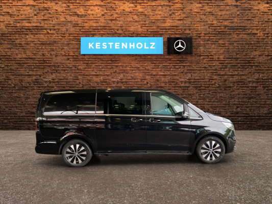 [all]Werksgarantie bis 15.12.2027 / Gratisservice 10 Jahre oder 100'000 Km, Reparaturservice 3 Jahre oder 100'000 Km ab 1.Inv. / zzgl. Ablieferungspauschale CHF 540.- // Er bietet Platz f&uuml;r bis zu 8 Personen[/all]


[all]


[/all]&nbsp; AdBlue-Tank 24 lAirbag: Airbag Fahrer und BeifahrerAirbag:Thorax Seitenairbag f&uuml;r Fahrer und BeifahrerAirbag:Window-Kopfairbag f&uuml;r Fahrer und BeifahrerAntiblockiersystem (ABS)Assist: ATTENTION ASSIST (Aufmerksamkeitsassistent)Assist: Antriebs-Schlupf-Regelung (ASR)Assist: Elektronisches Stabilit&auml;ts-Programm (ESP&reg;)Assist: Feststellbremse elektrischAssist: SeitenwindassistentAssist: Serviceintervallanzeige ASSYST mit WartungsrechnerAssist: Tempomat mit variabler Geschwindigkeitsbegrenzung SPEEDTRONICAssist:ADAPTIVE BRAKE, Trockenbremsen bei N&auml;sse und BerganfahrhilfeAssist:Aktiver Park-Assistent, automatisches Einparken in Parkpl&auml;tze l&auml;ngs und quer zurAssist:Bremsassistent BAS mit Bremskraftunterst&uuml;tzung bei erkannten NotbremsungenAssist:Bremsbelagverschleiss-Warnanzeige durch Kontrollleuchte f&uuml;r VorderachsbremsenAssist:Crashaktive PedalanlageAssist:Fl&uuml;ssigkeitsstand-Warnanzeige f&uuml;r Kraftstoff, &Ouml;l, K&uuml;hlwasser und ScheibenwaschwasserAssist:Heizung f&uuml;r ScheibenwaschanlageAssist:Mercedes-Benz Notrufsystem und PannenmanagmentAssist:Reifenluftdruck&uuml;berwachungAssist:Scheibenwischer mit Regensensor und Tipp-WischfunktionAssist:SeitenaufprallschutzAssist:Warnsummer und Warnanzeige im Kombiinstrument f&uuml;r nicht angegurteten Fahrer undAussenspiegel, beheizt, von innen elektrisch einstellbar und in Wagenfarbe lackiert,AussentemperaturanzeigeBordkantenzierstab und Chromzierelement am HeckDekor:Innenhimmel in Stoff, kristallgrauDekor:Zierelemente in DoppelstreifenoptikDieselpartikelfilterElektrik f&uuml;r Anh&auml;ngersteckdoseFahrwerk: AGILITY CONTROL-Fahrwerk mit selektivemFahrwerk:Allradantrieb permanent, 4MATICFahrwerk:Direktlenkung mit geschwindigkeitsabh&auml;ngiger Lenkkraftunterst&uuml;tzung und variablerFahrwerk:KomfortfahrwerkFenster fest hintenFenster fest vorne links und rechts im FahrgastraumFensterheber elektrisch mit Komfortbet&auml;tigung und EinklemmschutzGarantie: 3 Jahre oder 100'000 kmGetriebe:9G-TRONIC inklusive DIRECT SELECT W&auml;hlhebel und Lenkradschaltpaddles, AGILITYHandschuhfach abschliessbar und beleuchtetHeckscheibe heizbar mit ZeitsteuerungKlima:Klimaanlage TEMPMATIC halbautomatisch geregelt mit PollenfilterKombiinstrument mit Multifunktions-Kraftstoffbeh&auml;lter gross 70 lLackierung: Uni-LackierungLenkrad: Lenkrad in Neigung und H&ouml;he verstellbarLenkrad:Multifunktionslenkrad Leder Nappa mit Chromblende &amp; Schalthebel Leder NappaLicht: Fahrlichtassistent (automatisches Fahrlicht)Licht: Fernlichtassistent PlusLicht: LED Intelligent Light SystemLicht:Adaptives Bremslicht blinkendLicht:Ambientebeleuchtung, vorne unter den Zierelementen und in den Schiebet&uuml;ren,Licht:Ausstiegsleuchten in den Seitent&uuml;renLicht:Beleuchtung im Haltegriff Fond mit LesespotLicht:Blinker mit Komfort-Tipp-SchaltungLicht:Einstiegsschienen beleuchtet in Schiebet&uuml;renLuftzuheizer elektrisch in Frontheizung (PTC-Element)Media: Akustik-PaketMedia: Digitales Radio (DAB)Media:Erweiterte Konnektivit&auml;t. 3 Jahre Laufzeit inklusiveMedia:Komm.-Modul LTE f&uuml;r digitale DiensteMedia:MBUX Multimediasystem mit 7-Zoll-Media:Radioantenne in Winschutzscheibe integriertMittelkonsole mit StaufachPaket:Parkpaket, Parktronic inklusive R&uuml;ckfahrkameraPaket:Spiegel-Paket, bestehend aus Aussen- und Innenspiegel automatisch abblendbar,Reiserechner im Multifunktionsdisplay mit MomentanverbrauchsanzeigeR&auml;der: Leichtmetallr&auml;der im 5-Speichen-Design 7,0x17JR&auml;der:Stahlfelgen mit Radvollabdeckungen 6,5Jx17Sitze: Beifahrersitz heizbarSitze: Fahrersitz heizbarSitze: Lordosenst&uuml;tze BeifahrersitzSitze: Lordosenst&uuml;tze FahrersitzSitze: Sitzheizung f&uuml;r Fahrer und BeifahrerSitze:4 Einzelsitze im FondSitze:ISOFIX Kindersitzbefestigung im FondSitze:Komfortsitze Fahrer/BeifahrerSitze:Sicherheitsgurte 3-Punkt inklusive Gurth&ouml;henanpassung mechanisch, Komfort-Automatik,Sitze:Sitzschienen mit Schnellverriegelung in schwarz eloxiertSonnenblenden mit Kosmetikspiegel und Kartenhalter, beleuchtet und seitlichStaunetz Fahrer- und BeifahrersitzlehneT&uuml;ren: Heckklappe mit Fenster inkl. Heckscheibenheizung und Wisch-WaschanlageT&uuml;ren: Kindersicherung mechanisch in den Schiebet&uuml;renT&uuml;ren: Schiebet&uuml;re links und rechtsT&uuml;ren:Heckklappe mit separat zu &ouml;ffnende HeckscheibeT&uuml;ren:Separat zu &ouml;ffnende HeckscheibeVerbandstascheVliesbatterie 12 V, 92 AhWarmluftkanal zum FahrgastraumWarmwasser-Zusatzheizung als Standheizung und Standbel&uuml;ftungWarndreieckWegfahrsperre elektronisch inklusive Schliessanlage mit 3-Kanal-Funk-FernbedienungW&auml;rmed&auml;mmendes Glass rundumZentralverriegelung mit Innenschalter, automatischer Verriegelung (abschaltbar) undZusatzw&auml;rmetauscher mit Luftf&uuml;hrung, 3-stufiges Gebl&auml;se Fahrgastraum