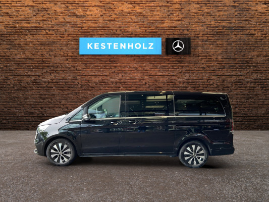 [all]Werksgarantie bis 15.12.2027 / Gratisservice 10 Jahre oder 100'000 Km, Reparaturservice 3 Jahre oder 100'000 Km ab 1.Inv. / zzgl. Ablieferungspauschale CHF 540.- // Er bietet Platz f&uuml;r bis zu 8 Personen[/all]


[all]


[/all]&nbsp; AdBlue-Tank 24 lAirbag: Airbag Fahrer und BeifahrerAirbag:Thorax Seitenairbag f&uuml;r Fahrer und BeifahrerAirbag:Window-Kopfairbag f&uuml;r Fahrer und BeifahrerAntiblockiersystem (ABS)Assist: ATTENTION ASSIST (Aufmerksamkeitsassistent)Assist: Antriebs-Schlupf-Regelung (ASR)Assist: Elektronisches Stabilit&auml;ts-Programm (ESP&reg;)Assist: Feststellbremse elektrischAssist: SeitenwindassistentAssist: Serviceintervallanzeige ASSYST mit WartungsrechnerAssist: Tempomat mit variabler Geschwindigkeitsbegrenzung SPEEDTRONICAssist:ADAPTIVE BRAKE, Trockenbremsen bei N&auml;sse und BerganfahrhilfeAssist:Aktiver Park-Assistent, automatisches Einparken in Parkpl&auml;tze l&auml;ngs und quer zurAssist:Bremsassistent BAS mit Bremskraftunterst&uuml;tzung bei erkannten NotbremsungenAssist:Bremsbelagverschleiss-Warnanzeige durch Kontrollleuchte f&uuml;r VorderachsbremsenAssist:Crashaktive PedalanlageAssist:Fl&uuml;ssigkeitsstand-Warnanzeige f&uuml;r Kraftstoff, &Ouml;l, K&uuml;hlwasser und ScheibenwaschwasserAssist:Heizung f&uuml;r ScheibenwaschanlageAssist:Mercedes-Benz Notrufsystem und PannenmanagmentAssist:Reifenluftdruck&uuml;berwachungAssist:Scheibenwischer mit Regensensor und Tipp-WischfunktionAssist:SeitenaufprallschutzAssist:Warnsummer und Warnanzeige im Kombiinstrument f&uuml;r nicht angegurteten Fahrer undAussenspiegel, beheizt, von innen elektrisch einstellbar und in Wagenfarbe lackiert,AussentemperaturanzeigeBordkantenzierstab und Chromzierelement am HeckDekor:Innenhimmel in Stoff, kristallgrauDekor:Zierelemente in DoppelstreifenoptikDieselpartikelfilterElektrik f&uuml;r Anh&auml;ngersteckdoseFahrwerk: AGILITY CONTROL-Fahrwerk mit selektivemFahrwerk:Allradantrieb permanent, 4MATICFahrwerk:Direktlenkung mit geschwindigkeitsabh&auml;ngiger Lenkkraftunterst&uuml;tzung und variablerFahrwerk:KomfortfahrwerkFenster fest hintenFenster fest vorne links und rechts im FahrgastraumFensterheber elektrisch mit Komfortbet&auml;tigung und EinklemmschutzGarantie: 3 Jahre oder 100'000 kmGetriebe:9G-TRONIC inklusive DIRECT SELECT W&auml;hlhebel und Lenkradschaltpaddles, AGILITYHandschuhfach abschliessbar und beleuchtetHeckscheibe heizbar mit ZeitsteuerungKlima:Klimaanlage TEMPMATIC halbautomatisch geregelt mit PollenfilterKombiinstrument mit Multifunktions-Kraftstoffbeh&auml;lter gross 70 lLackierung: Uni-LackierungLenkrad: Lenkrad in Neigung und H&ouml;he verstellbarLenkrad:Multifunktionslenkrad Leder Nappa mit Chromblende &amp; Schalthebel Leder NappaLicht: Fahrlichtassistent (automatisches Fahrlicht)Licht: Fernlichtassistent PlusLicht: LED Intelligent Light SystemLicht:Adaptives Bremslicht blinkendLicht:Ambientebeleuchtung, vorne unter den Zierelementen und in den Schiebet&uuml;ren,Licht:Ausstiegsleuchten in den Seitent&uuml;renLicht:Beleuchtung im Haltegriff Fond mit LesespotLicht:Blinker mit Komfort-Tipp-SchaltungLicht:Einstiegsschienen beleuchtet in Schiebet&uuml;renLuftzuheizer elektrisch in Frontheizung (PTC-Element)Media: Akustik-PaketMedia: Digitales Radio (DAB)Media:Erweiterte Konnektivit&auml;t. 3 Jahre Laufzeit inklusiveMedia:Komm.-Modul LTE f&uuml;r digitale DiensteMedia:MBUX Multimediasystem mit 7-Zoll-Media:Radioantenne in Winschutzscheibe integriertMittelkonsole mit StaufachPaket:Parkpaket, Parktronic inklusive R&uuml;ckfahrkameraPaket:Spiegel-Paket, bestehend aus Aussen- und Innenspiegel automatisch abblendbar,Reiserechner im Multifunktionsdisplay mit MomentanverbrauchsanzeigeR&auml;der: Leichtmetallr&auml;der im 5-Speichen-Design 7,0x17JR&auml;der:Stahlfelgen mit Radvollabdeckungen 6,5Jx17Sitze: Beifahrersitz heizbarSitze: Fahrersitz heizbarSitze: Lordosenst&uuml;tze BeifahrersitzSitze: Lordosenst&uuml;tze FahrersitzSitze: Sitzheizung f&uuml;r Fahrer und BeifahrerSitze:4 Einzelsitze im FondSitze:ISOFIX Kindersitzbefestigung im FondSitze:Komfortsitze Fahrer/BeifahrerSitze:Sicherheitsgurte 3-Punkt inklusive Gurth&ouml;henanpassung mechanisch, Komfort-Automatik,Sitze:Sitzschienen mit Schnellverriegelung in schwarz eloxiertSonnenblenden mit Kosmetikspiegel und Kartenhalter, beleuchtet und seitlichStaunetz Fahrer- und BeifahrersitzlehneT&uuml;ren: Heckklappe mit Fenster inkl. Heckscheibenheizung und Wisch-WaschanlageT&uuml;ren: Kindersicherung mechanisch in den Schiebet&uuml;renT&uuml;ren: Schiebet&uuml;re links und rechtsT&uuml;ren:Heckklappe mit separat zu &ouml;ffnende HeckscheibeT&uuml;ren:Separat zu &ouml;ffnende HeckscheibeVerbandstascheVliesbatterie 12 V, 92 AhWarmluftkanal zum FahrgastraumWarmwasser-Zusatzheizung als Standheizung und Standbel&uuml;ftungWarndreieckWegfahrsperre elektronisch inklusive Schliessanlage mit 3-Kanal-Funk-FernbedienungW&auml;rmed&auml;mmendes Glass rundumZentralverriegelung mit Innenschalter, automatischer Verriegelung (abschaltbar) undZusatzw&auml;rmetauscher mit Luftf&uuml;hrung, 3-stufiges Gebl&auml;se Fahrgastraum