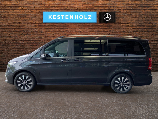 [all]12 Monate Garantie / Gratisservice 10 Jahre oder 100'000 Km ab 1.Inv. / zzgl. Ablieferungspauschale CHF 540.- // Er bietet Platz f&uuml;r bis zu 7 Personen[/all]


[all]


[/all]&nbsp; Airbag: Airbag Beifahrer deaktivierbarAirbag: Airbag Fahrer und BeifahrerAirbag: Head-/Thorax-SidebagsAirbag: Seiten- und Beckenairbag (Pelvisbag)Akustischer UmfeldschutzAntiblockiersystem (ABS)Assist: ATTENTION ASSIST (Aufmerksamkeitsassistent)Assist: Aktiver BremssassistentAssist: BerganfahrhilfeAssist: Elektronisches Stabilit&auml;ts-Programm (ESP&reg;)Assist: Geschwindigkeitsbegrenzung 140 km/hAssist: R&uuml;ckfahrkameraAssist: SpurhalteassistentAssist: Tempomat mit GeschwindigkeitsbegrenzerAssist: Totwinkel-AssistentAssist: VerkehrszeichenerkennungAussenspiegel rechts und links beheizt,Beleuchtung im Haltegriff Fond mit LesespotBlinker in AussenspiegelDekor: Dachhimmel in Stoff kristallgrauDekor: Zierelemente DoppelstreifenoptikDekor: Zierelemente in Klavierlack-Optik schwarzEinstiegsschienen beleuchtetFussraumbeleuchtung vorneHeckscheibe separat zu &ouml;ffnenInnenraumbeleuchtungKlima: Vorklimatisierung des FahrzeugsKombiinstrument mit FarbdisplayKomfort&ouml;ffnung und -schliessung mit IR-FernbedienungLackierung: Uni-LackierungLadekabel Mode 3 (Typ 2, 3 x 20A), 5 mLenkrad l&auml;ngs- und h&ouml;henverstellbarLenkrad:Multifunktionslenkrad in LederLicht: AmbientebeleuchtungLicht: Drittes BremslichtLicht: Fahrlichtassistent (automatisches Fahrlicht)Licht: LED Intelligent Light SystemMBUX Multimediasystem mit 10,25-Zoll-Media: Digitaler Radioempfang (DAB/DAB+)Media: NavigationssystemMedia: Real Time Traffic InformationPaket: Park-PaketPaket: Spiegel-PaketPaket: Standard-Fahrassistenz-PaketPolster: Polster LederRegensensor f&uuml;r Scheibenwischer vorneR&auml;der: Leichtmetallr&auml;der im 20-Speichen-Design 17JServolenkungSitze: 4 Einzelsitze im FondSitze: Einzelsitz 1. Reihe links und rechtsSitze: Einzelsitz 2. Reihe links und rechtsSitze: Gurtwarneinrichtung f&uuml;r Fahrer- und BeifahrersitzSitze: Komfort-BeifahrersitzSitze: KomfortsitzeSitze: Sicherheitsgurte auf allen Pl&auml;tzenSitze: Sitzheizung f&uuml;r Fahrer und BeifahrerT&uuml;ren: Schiebet&uuml;re links und rechtsVliesbatterie 12 V, 92 AhWarndreieckWegfahrsperre elektronischW&auml;rmed&auml;mmendes Glass rundum Assist: Geschwindigkeitsbegrenzung 160 km/hDachreling eloxiertDachtr&auml;gerDekor: Instrumententafel in Lederoptik mit ZiernahtElektrisches Glasschiebe-/Hebedach vorneKlima: 2-Zonen Klimatisierungsautomatik THERMOTRONICKlima: Klimatisierungsautomatik hintenLackierung: Metallic-LackierungLaderaumunterteilungMedia: Burmester Surround SoundsystemMedia: Media Interface Kabel KitMedia: Smartphone IntergrationspaketMittelkonsole mit RolloPaket: EQV Design-Paket ExterieurAMG AbrisskanteAbgedunkelte Seiten- und HeckscheibeAussenspiegel in schwarzHecksch&uuml;rzeLicht: LED Intelligent Light System schwarzR&auml;der: Leichtmetallr&auml;der im 5-Doppelspeichen-Design 17JSeitenschwellerPaket: Park-Paket mit 360 -KameraSchiebet&uuml;re links elektrischSchiebet&uuml;re rechts elektrischSitze: 3er Sitzbank Komfort 2. Reihe, &auml;usserer Sitz klappbarSitze: Lordosenst&uuml;tze FahrersitzStaunetze an R&uuml;ckenlehnen der Einzelsitze im FondTisch im FondTisch-Paket