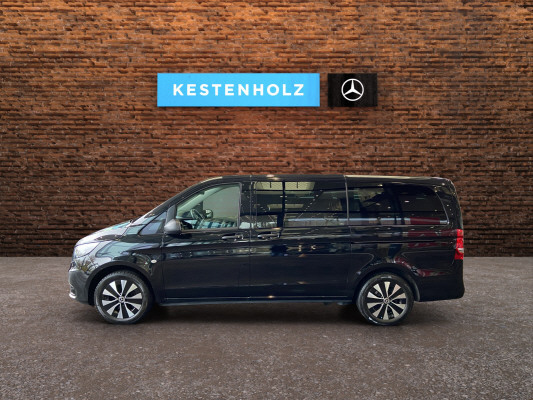[all]12 Monate Garantie / Gratisservice 10 Jahre oder 100'000 Km ab 1.Inv. / zzgl. Ablieferungspauschale CHF 540.- // Er bietet Platz f&uuml;r bis zu 9 Personen[/all]


[all]

[/all]&nbsp; 12V SteckdoseAbgasreinigung SCR Generation 3Abschlepp&ouml;se vorne/hinten einschraubbarAbschliessbares HandschuhfachAirbag: Airbag BeifahrerAirbag: Airbag FahrerseiteAirbag: Thorax-Pelvis-Sidebag BeifahrerAirbag: Thorax-Pelvis-Sidebag FahrerAirbag: Windowbags f&uuml;r Fahrer und BeifahrerAnh&auml;ngelast 2500 kgAntiblockiersystem (ABS)Antriebsschlupfregelung (ASR)Assist: ATTENTION ASSISTAssist: BerganfahrhilfeAssist: Mercedes-Benz NotrufsystemAssist: PannenmanagementAssist: Reifendruck&uuml;berwachung an VA u. HA, drahtlosAssist: SeitenwindassistentAssist: TempomatAssist: Warnlampe f&uuml;r Wischwasserf&uuml;llstandAssist: Wartungsintervall 40.000 kmAssist: Wartungsintervallanzeige ASSYSTAussenspiegel heizbar und elektrisch verstellbarAussentemperaturanzeigeBeleuchtung f&uuml;r Fussraum vorneBereifung ohne Vorgabe FabrikatDekor: DachverkleidungDekor: Innenverkleidung gehobene Ausf&uuml;hrungDekor:Teppichboden im Fahrzeuginnenraum vorneDekor:Teppichboden im FondDieselpartikelfilterDrehzahlmesser elektronischECO Start-Stopp-FunktionElektrik f&uuml;r Anh&auml;ngersteckdoseElektronisches Stabilit&auml;ts-Programm (ESP)Emissionsklasse Euro 6d-TEMP N1 GR.III/N2Fahrwerk: Allradantrieb permanentFahrwerk: BasisfahrwerkFahrwerk: Elektrische LenkungFahrwerk: Scheibenbremse an VA und HAFenster fest hintenFenster in Heckklappe mit Wisch-/WaschanlageFenster vorn links, fest in Seitenwand/Schiebet&uuml;rFenster vorn rechts, fest in Seitenwand/Schiebet&uuml;rFeststellbremse (Fusspedal)Garantie: Garantie: 2 JahreGenerator 14 V / 250 AGeneratormanagementGetriebe: 9G-TRONICGetriebe: Achs&uuml;bersetzung i = 2,733Gewichtsvariante 3.100 kgGurtwarneinrichtung f&uuml;r BeifahrersitzGurtwarneinrichtung f&uuml;r FahrersitzHaltegriff im FondHaltegriffe f&uuml;r EinstiegHaltegriffe f&uuml;r Einstieg Fahrer und BeifahrerHaupttank 70 LiterInnenspiegelKlima: halbautomatisch geregelt Klimaanlage TEMPMATICKomfort Fensterheber elektrisch F/BFKomfort-DachbedieneinheitKomfortbereifungLackierung: Uni-LackierungLenkrad: Lenkrad in Neigung und H&ouml;he verstellbarLenkrad: Multifunktionslenkrad mit ReiserechnerLicht: 3. BremsleuchteLicht: Adaptives BremslichtLicht: Ausstiegsleuchten in den T&uuml;renLicht: Beleuchtete Spiegel f&uuml;r SonnenblendenLicht: Beleuchtung im Haltegriff Fond mitLicht: Fahrlichtassistent (automatischesLicht: Innen- und UmfeldbeleuchtungLicht: LeuchtweitenregulierungLicht: Scheinwerfer HalogenLicht: Umfeldbeleuchtung HeckklappeMedia: 2-Wege-Lautsprecher vorn und hintenMedia: Audio 10Media: Digitaler Radioempfang (DAB/DAB+)Media: Kombiinstrument mit Pixel-Matrix-DisplayMedia: Kommunikationsmodul (LTE)Media: Radiogeneration 2Paket: BlueEFFICIENCY-PaketPolster: Polster Stoff Caluma schwarzPufferbatterie f&uuml;r StartvorgangRegensensorServolenkungSitze: 3-Sitzschienensystem mit SchnellverriegelungSitze: 3er-Sitzbank Komfort 1.Reihe mitSitze: 3er-Sitzbank Komfort 2.Reihe, &auml;usserer Sitz klappb .Sitze: Armlehnen f&uuml;r Bestuhlung im FahrgastraumSitze: Komfort-BeifahrersitzSitze: Komfort-FahrersitzSommerreifenStossf&auml;nger und Anbauteile in WagenfarbeTourer SELECTT&uuml;ren: Aktiver Feststeller Schiebet&uuml;rT&uuml;ren: HeckklappeT&uuml;ren: Kindersicherung an T&uuml;ren im FahrgastraumT&uuml;ren: Komfort-&Ouml;ffnung u.Schliessung mit IR-FernbedienungT&uuml;ren: Laderaum-Schiebet&uuml;r linksT&uuml;ren: Schiebet&uuml;r rechtsUnterbodenverkleidung, aerodynamischVerbandstascheVliesbatterie 12 V/92 AhWarmluftkanal zum FahrgastraumWarndreieckWegfahrsperre elektronischW&auml;rmed&auml;mmendes Glas rundumZuheizer elektrischZwei Cupholder Assist: R&uuml;ckfahrkameraColorverglasung im Fond, SchwarzglasFussmatten VeloursGewichtsvariante 3.200 kgLackierung: Metallic-LackierungLenkrad: LederlenkradM+S ReifenMedia: Audio 40Paket: Chrom Interieur-PaketR&auml;der: Reserverad mit WagenheberSitze: Beifahrersitz Zweisitzer