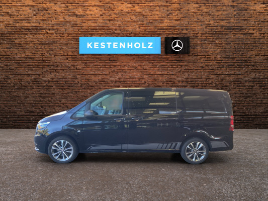 [all]Gegen Aufpreis RealGarant 12 Monate/20'000km oder 24Monate/40'000km / zzgl. Ablieferungspauschale CHF 540.- // Er bietet Platz f&uuml;r bis zu 6 Personen[/all]


[all]
DIGITALES RADIO (DAB),OBSIDIANSCHWARZ METALLIC,Aerodynamik-Paket,Park-Paket,PARKTRONIC,Au&szlig;enspiegel elektrisch heranklappbar,Sport-Paket Exterieur,R&uuml;ckfahrkamera,Sitzheizung f&uuml;r Beifahrer,Sitzheizung f&uuml;r Fahrer,W&auml;rmed&auml;mmendes Glas rundum,Haupttank 70 Liter,LED Intelligent Light System,ECO Start-Stopp-Funktion,TEMPOMAT,Anh&auml;ngerkupplung Kugelkopf abnehmbar,Beifahrersitz Zweisitzer,Airbag Beifahrer,Sitzkomfort-Paket,Kunstleder schwarz,Mixto,Gewichtsvariante 3.200 kg
[/all]&nbsp; Abschliessbares HandschuhfachAirbag: Airbag BeifahrerAirbag: Thorax-Pelvis-Sidebag BeifahrerAirbag: Thorax-Pelvis-Sidebag FahrerAnh&auml;ngelast 0 kg/lbsAntiblockiersystem (ABS)Antriebsschlupfregelung (ASR)Assist: ATTENTION ASSISTAssist: Aktiver BremssassistentAssist: Aktiver Spurhalte-AssistentAssist: BerganfahrhilfeAssist: Feststellbremse elektrischAssist: Intelligenter Geschwindigkeits-AssistentAssist: Kindererkennung im Fahrzeug passivAssist: Mercedes-Benz NotrufsystemAssist: PannenmanagementAssist: R&uuml;ckfahrkameraAssist: TempomatAssist: Totwinkel-AssistentAussenspiegel heizbar und elektrisch verstellbarBefestigungspunkte im DachrahmenDekor: Holzfussboden im LaderaumDekor:Dachverkleidung Standard S&auml;ule B-DDekor:Innenverkleidung Laderaum, seitlichECO Start-Stopp-FunktionEMISSIONSKLASSE EURO 6e RDE5 N1 GR.III/N2Elektrische Fensterheber vorneElektronisches Stabilit&auml;ts-ProgrammFahrwerk: BasisfahrwerkFenster vorn links, fest in Seitenwand/Schiebet&uuml;rFenster vorn rechts, fest in Seitenwand/Schiebet&uuml;rGarantie: 3 Jahre oder 100 000 kmGeschwindigkeitsbegrenzung 200 km/hGetriebe: 9G-TRONICGewichtsvariante 2.800 kgHaupttank 70 LiterInnenspiegelKlima: Halbautomatisch geregelt Klimaanlage TEMPMATICKomfortschliessungLackierung: Uni-Lackierung arktikweissLenkrad: Lenkrad in Neigung und H&ouml;he verstellbarLenkrad: MultifunktionslenkradLicht: Adaptives BremslichtLicht: FahrlichtassistentLicht: Innenraumleuchte(n) im FondLicht: Scheinwerfer HalogenMedia: 2-Wege-Lautsprecher vornMedia: Digitales Extra: Updates intell. Geschw.-AssistentMedia: Digitales Radio (DAB)Media: Kombiinstrument mit FarbdisplayMedia: Kommunikationsmodul (LTE) f&uuml;r digitale DiensteMedia: MBUX MultimediasystemMedia: Vorr&uuml;stung NavigationMedia: Vorr&uuml;stung Remote Services PlusMixtoMixto BASEModellpflegePolster: Polster Stoff Caluma schwarzR&auml;der: Bereifung 225/55 R17R&auml;der: Reifendruck&uuml;berwachung an VA u. HA, drahtlosR&auml;der: SommerreifenR&auml;der: Stahlr&auml;der 6,5 J x 17ServolenkungSitze: Beifahrersitz StandardSitze: Bestuhlung Fahrgastraum 2er-SitzbankSitze: FahrersitzT&uuml;ren: Aktiver Feststeller Schiebet&uuml;rT&uuml;ren: HeckklappeT&uuml;ren: Kindersicherung an T&uuml;ren im FahrgastraumVliesbatterie 12 V/92 AhWarmluftkanal zum FahrgastraumWarndreieckWartungsintervall 25.000 kmW&auml;rmed&auml;mmendes Glas rundumZentralverriegelungZwei Cupholder