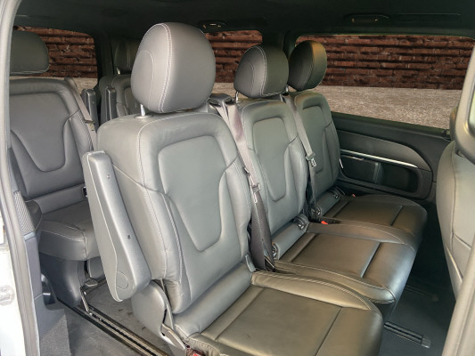 [all]12 Monate Garantie / Gratisservice 10 Jahre oder 100'000 Km ab 1.Inv. / zzgl. Ablieferungspauschale CHF 540.-[/all]


[all]

[/all]&nbsp; AdBlue-Tank 24 lAirbag: Airbag Fahrer und BeifahrerAirbag:Thorax Seitenairbag f&uuml;r Fahrer und BeifahrerAirbag:Window-Kopfairbag f&uuml;r Fahrer und BeifahrerAntiblockiersystem (ABS)Assist: ATTENTION ASSIST (Aufmerksamkeitsassistent)Assist: Abstandsregel-Tempomat DISTRONIC PLUSAssist: Antriebs-Schlupf-Regelung (ASR)Assist: COLLISION PREVENTION ASSISTAssist: Elektronisches Stabilit&auml;ts-Programm (ESP)Assist: Feststellbremse elektrischAssist: SeitenwindassistentAssist: Serviceintervallanzeige ASSYST mit WartungsrechnerAssist:ADAPTIVE BRAKE, Trockenbremsen bei N&auml;sse und BerganfahrhilfeAssist:Aktiver Park-Assistent, automatisches Einparken in Parkpl&auml;tze l&auml;ngs und quer zurAssist:Bremsassistent BAS mit Bremskraftunterst&uuml;tzung bei erkannten NotbremsungenAssist:Bremsbelagverschleiss-Warnanzeige durch Kontrollleuchte f&uuml;r VorderachsbremsenAssist:Crashaktive PedalanlageAssist:Fl&uuml;ssigkeitsstand-Warnanzeige f&uuml;r Kraftstoff, &Ouml;l, K&uuml;hlwasser und ScheibenwaschwasserAssist:Heizung f&uuml;r ScheibenwaschanlageAssist:Mercedes-Benz Notrufsystem und PannenmanagmentAssist:Reifenluftdruck&uuml;berwachungAssist:Scheibenwischer mit Regensensor und Tipp-WischfunktionAssist:SeitenaufprallschutzAssist:Warnsummer und Warnanzeige im Kombiinstrument f&uuml;r nicht angegurteten Fahrer undAussenspiegel, beheizt, von innen elektrisch einstellbar und in Wagenfarbe lackiert,AussentemperaturanzeigeBordkantenzierstab und Chromzierelement am HeckDachreling eloxiertDekor: Zierelemente Holzoptik Ebenholz, dunkelanthrazitDieselpartikelfilterEASY-PACK-Heckklappe mit elektrischerElektrik f&uuml;r Anh&auml;ngersteckdoseFahrwerk:Allradantrieb permanent, 4MATICFahrwerk:Direktlenkung mit geschwindigkeitsabh&auml;ngiger Lenkkraftunterst&uuml;tzung und variablerFahrwerk:Sportfahrwerk mit TieferlegungFenster fest hintenFenster fest vorne links und rechts im FahrgastraumFensterheber elektrisch mit Komfortbet&auml;tigung und EinklemmschutzGarantie: 3 Jahre oder 100'000 kmGetriebe:9G-TRONIC inklusive DIRECT SELECT W&auml;hlhebel und Lenkradschaltpaddles, AGILITYHandschuhfach abschliessbar und beleuchtetHeckscheibe heizbar mit ZeitsteuerungKlima:Klimaanlage halbautom. geregelt, TEMPMATIC im FondKlima:Klimatisierungsautomatik THERMOTRONIC mit 2 Zonen inklusive Motorrestw&auml;rmeausnutzung,Kombiinstrument mit Multifunktions-Kraftstoffbeh&auml;lter gross 70 lLackierung: Metallic-LackierungLenkrad: Lenkrad in Neigung und H&ouml;he verstellbarLenkrad:12-Tasten-Multifunktionslenkrad in Leder im 3-Speichen-Design mit 2 ChromspangenLicht: Fahrlichtassistent (automatisches Fahrlicht)Licht: LED Intelligent Light SystemLicht:Adaptives Bremslicht blinkendLicht:Ambientebeleuchtung, vorne unter den Zierelementen und in den Schiebet&uuml;ren,Licht:Ausstiegsleuchten in den Seitent&uuml;renLicht:Blinker mit Komfort-Tipp-SchaltungLicht:Einstiegsschienen beleuchtet in Schiebet&uuml;renLuftzuheizer elektrisch in Frontheizung (PTC-Element)Media: Akustik-PaketMedia: Burmester Surround SoundsystemMedia: Digitales Radio (DAB)Media:Erweiterte Konnektivit&auml;t. 3 Jahre Laufzeit inklusiveMedia:Komm.-Modul LTE f&uuml;r digitale DiensteMedia:Multimediasystem MBUX 10.25 Zoll, Navigation Plus* und DAB+Media:Radioantenne in Winschutzscheibe integriertMittelkonsole mit RolloMittelkonsole mit StaufachPaket: Fahrassistenz-PaketPaket: Park-Paket mit 360 -KameraPaket:Design-Paket Interieur mit AVANTGARDEPaket:Spiegel-Paket, bestehend aus Aussen- und Innenspiegel automatisch abblendbar,Polster: Polsterung Leder NappaReiserechner im Multifunktionsdisplay mit MomentanverbrauchsanzeigeR&auml;der: Leichtmetallr&auml;der im 5-Doppelspeichen-Design 8,0x19JR&auml;der:Stahlfelgen mit Radvollabdeckungen 6,5Jx17Sitze: Beifahrersitz elektrisch verstellbar mit MemorySitze: Beifahrersitz heizbarSitze: Fahrersitz elektrisch verstellbar mit MemorySitze: Fahrersitz heizbarSitze: Lordosenst&uuml;tze BeifahrersitzSitze: Lordosenst&uuml;tze FahrersitzSitze:4 Einzelsitze im FondSitze:ISOFIX Kindersitzbefestigung im FondSitze:Komfortsitze Fahrer/BeifahrerSitze:Sicherheitsgurte 3-Punkt inklusive Gurth&ouml;henanpassung mechanisch, Komfort-Automatik,Sonnenblenden mit Kosmetikspiegel und Kartenhalter, beleuchtet und seitlichStaunetz Fahrer- und BeifahrersitzlehneSteckdosen 12V im Fond links und rechtsT&uuml;ren: Heckklappe mit Fenster inkl. Heckscheibenheizung und Wisch-WaschanlageT&uuml;ren: Kindersicherung mechanisch in den Schiebet&uuml;renT&uuml;ren: Schiebet&uuml;re links und rechtsT&uuml;ren:Elektrische Bet&auml;tigung f&uuml;r Schiebet&uuml;r linksT&uuml;ren:Elektrische Bet&auml;tigung f&uuml;r Schiebet&uuml;r rechtsT&uuml;ren:Heckklappe mit separat zu &ouml;ffnende HeckscheibeVerbandstascheVliesbatterie 12 V, 92 AhWarmluftkanal zum FahrgastraumWarmwasser-Zusatzheizung als Standheizung und Standbel&uuml;ftungWarndreieckWegfahrsperre elektronisch inklusive Schliessanlage mit 3-Kanal-Funk-FernbedienungW&auml;rmed&auml;mmendes Glass rundumZentralverriegelung mit Innenschalter, automatischer Verriegelung (abschaltbar) undZusatzw&auml;rmetauscher mit Luftf&uuml;hrung, 3-stufiges Gebl&auml;se Fahrgastraum AMG Line17"-Bremsanlage an der VorderachseBremss&auml;ttel mit Mercedes-Benz SchriftzugSeitenschweller ohne Unterbodenverkleidung seitlichAnh&auml;ngelast 2500 kgAnh&auml;ngevorrichtung mit abnehmbaremGlas-Schiebe-/Hebedach elektrisch, Panoramadach fest mit automatischer Regenschliessung,Licht: Fernlichtassistent PlusPaket:Night-PaketAMG Frontstossf&auml;nger mit Zierelementen in SchwarzAussenspiegel schwarz hochgl&auml;nzend lackiertBordkantenzierstab schwarzColorverglasung im Fond, SchwarzglasK&uuml;hlergrill schwarz lackiertSitze: 3er Sitzbank Komfort 1. Reihe, &auml;usserer Sitz klappbarSitze:Sitzklimatisierung f&uuml;r Fahrer, inklusive Sitzheizung und Sitzbel&uuml;ftung bei Lederausstattung