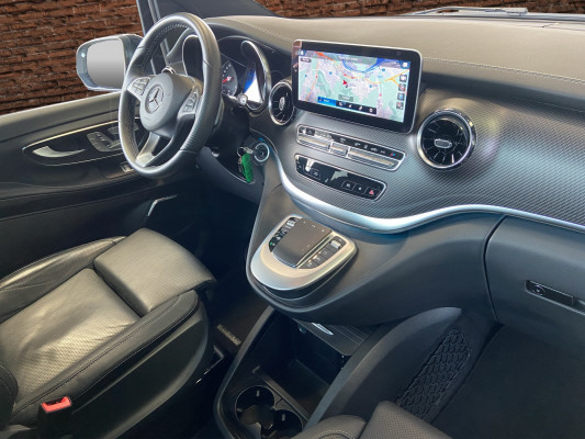 [all]12 Monate Garantie / Gratisservice 10 Jahre oder 100'000 Km ab 1.Inv. / zzgl. Ablieferungspauschale CHF 540.-[/all]


[all]

[/all]&nbsp; AdBlue-Tank 24 lAirbag: Airbag Fahrer und BeifahrerAirbag:Thorax Seitenairbag f&uuml;r Fahrer und BeifahrerAirbag:Window-Kopfairbag f&uuml;r Fahrer und BeifahrerAntiblockiersystem (ABS)Assist: ATTENTION ASSIST (Aufmerksamkeitsassistent)Assist: Abstandsregel-Tempomat DISTRONIC PLUSAssist: Antriebs-Schlupf-Regelung (ASR)Assist: COLLISION PREVENTION ASSISTAssist: Elektronisches Stabilit&auml;ts-Programm (ESP)Assist: Feststellbremse elektrischAssist: SeitenwindassistentAssist: Serviceintervallanzeige ASSYST mit WartungsrechnerAssist:ADAPTIVE BRAKE, Trockenbremsen bei N&auml;sse und BerganfahrhilfeAssist:Aktiver Park-Assistent, automatisches Einparken in Parkpl&auml;tze l&auml;ngs und quer zurAssist:Bremsassistent BAS mit Bremskraftunterst&uuml;tzung bei erkannten NotbremsungenAssist:Bremsbelagverschleiss-Warnanzeige durch Kontrollleuchte f&uuml;r VorderachsbremsenAssist:Crashaktive PedalanlageAssist:Fl&uuml;ssigkeitsstand-Warnanzeige f&uuml;r Kraftstoff, &Ouml;l, K&uuml;hlwasser und ScheibenwaschwasserAssist:Heizung f&uuml;r ScheibenwaschanlageAssist:Mercedes-Benz Notrufsystem und PannenmanagmentAssist:Reifenluftdruck&uuml;berwachungAssist:Scheibenwischer mit Regensensor und Tipp-WischfunktionAssist:SeitenaufprallschutzAssist:Warnsummer und Warnanzeige im Kombiinstrument f&uuml;r nicht angegurteten Fahrer undAussenspiegel, beheizt, von innen elektrisch einstellbar und in Wagenfarbe lackiert,AussentemperaturanzeigeBordkantenzierstab und Chromzierelement am HeckDachreling eloxiertDekor: Zierelemente Holzoptik Ebenholz, dunkelanthrazitDieselpartikelfilterEASY-PACK-Heckklappe mit elektrischerElektrik f&uuml;r Anh&auml;ngersteckdoseFahrwerk:Allradantrieb permanent, 4MATICFahrwerk:Direktlenkung mit geschwindigkeitsabh&auml;ngiger Lenkkraftunterst&uuml;tzung und variablerFahrwerk:Sportfahrwerk mit TieferlegungFenster fest hintenFenster fest vorne links und rechts im FahrgastraumFensterheber elektrisch mit Komfortbet&auml;tigung und EinklemmschutzGarantie: 3 Jahre oder 100'000 kmGetriebe:9G-TRONIC inklusive DIRECT SELECT W&auml;hlhebel und Lenkradschaltpaddles, AGILITYHandschuhfach abschliessbar und beleuchtetHeckscheibe heizbar mit ZeitsteuerungKlima:Klimaanlage halbautom. geregelt, TEMPMATIC im FondKlima:Klimatisierungsautomatik THERMOTRONIC mit 2 Zonen inklusive Motorrestw&auml;rmeausnutzung,Kombiinstrument mit Multifunktions-Kraftstoffbeh&auml;lter gross 70 lLackierung: Metallic-LackierungLenkrad: Lenkrad in Neigung und H&ouml;he verstellbarLenkrad:12-Tasten-Multifunktionslenkrad in Leder im 3-Speichen-Design mit 2 ChromspangenLicht: Fahrlichtassistent (automatisches Fahrlicht)Licht: LED Intelligent Light SystemLicht:Adaptives Bremslicht blinkendLicht:Ambientebeleuchtung, vorne unter den Zierelementen und in den Schiebet&uuml;ren,Licht:Ausstiegsleuchten in den Seitent&uuml;renLicht:Blinker mit Komfort-Tipp-SchaltungLicht:Einstiegsschienen beleuchtet in Schiebet&uuml;renLuftzuheizer elektrisch in Frontheizung (PTC-Element)Media: Akustik-PaketMedia: Burmester Surround SoundsystemMedia: Digitales Radio (DAB)Media:Erweiterte Konnektivit&auml;t. 3 Jahre Laufzeit inklusiveMedia:Komm.-Modul LTE f&uuml;r digitale DiensteMedia:Multimediasystem MBUX 10.25 Zoll, Navigation Plus* und DAB+Media:Radioantenne in Winschutzscheibe integriertMittelkonsole mit RolloMittelkonsole mit StaufachPaket: Fahrassistenz-PaketPaket: Park-Paket mit 360 -KameraPaket:Design-Paket Interieur mit AVANTGARDEPaket:Spiegel-Paket, bestehend aus Aussen- und Innenspiegel automatisch abblendbar,Polster: Polsterung Leder NappaReiserechner im Multifunktionsdisplay mit MomentanverbrauchsanzeigeR&auml;der: Leichtmetallr&auml;der im 5-Doppelspeichen-Design 8,0x19JR&auml;der:Stahlfelgen mit Radvollabdeckungen 6,5Jx17Sitze: Beifahrersitz elektrisch verstellbar mit MemorySitze: Beifahrersitz heizbarSitze: Fahrersitz elektrisch verstellbar mit MemorySitze: Fahrersitz heizbarSitze: Lordosenst&uuml;tze BeifahrersitzSitze: Lordosenst&uuml;tze FahrersitzSitze:4 Einzelsitze im FondSitze:ISOFIX Kindersitzbefestigung im FondSitze:Komfortsitze Fahrer/BeifahrerSitze:Sicherheitsgurte 3-Punkt inklusive Gurth&ouml;henanpassung mechanisch, Komfort-Automatik,Sonnenblenden mit Kosmetikspiegel und Kartenhalter, beleuchtet und seitlichStaunetz Fahrer- und BeifahrersitzlehneSteckdosen 12V im Fond links und rechtsT&uuml;ren: Heckklappe mit Fenster inkl. Heckscheibenheizung und Wisch-WaschanlageT&uuml;ren: Kindersicherung mechanisch in den Schiebet&uuml;renT&uuml;ren: Schiebet&uuml;re links und rechtsT&uuml;ren:Elektrische Bet&auml;tigung f&uuml;r Schiebet&uuml;r linksT&uuml;ren:Elektrische Bet&auml;tigung f&uuml;r Schiebet&uuml;r rechtsT&uuml;ren:Heckklappe mit separat zu &ouml;ffnende HeckscheibeVerbandstascheVliesbatterie 12 V, 92 AhWarmluftkanal zum FahrgastraumWarmwasser-Zusatzheizung als Standheizung und Standbel&uuml;ftungWarndreieckWegfahrsperre elektronisch inklusive Schliessanlage mit 3-Kanal-Funk-FernbedienungW&auml;rmed&auml;mmendes Glass rundumZentralverriegelung mit Innenschalter, automatischer Verriegelung (abschaltbar) undZusatzw&auml;rmetauscher mit Luftf&uuml;hrung, 3-stufiges Gebl&auml;se Fahrgastraum AMG Line17"-Bremsanlage an der VorderachseBremss&auml;ttel mit Mercedes-Benz SchriftzugSeitenschweller ohne Unterbodenverkleidung seitlichAnh&auml;ngelast 2500 kgAnh&auml;ngevorrichtung mit abnehmbaremGlas-Schiebe-/Hebedach elektrisch, Panoramadach fest mit automatischer Regenschliessung,Licht: Fernlichtassistent PlusPaket:Night-PaketAMG Frontstossf&auml;nger mit Zierelementen in SchwarzAussenspiegel schwarz hochgl&auml;nzend lackiertBordkantenzierstab schwarzColorverglasung im Fond, SchwarzglasK&uuml;hlergrill schwarz lackiertSitze: 3er Sitzbank Komfort 1. Reihe, &auml;usserer Sitz klappbarSitze:Sitzklimatisierung f&uuml;r Fahrer, inklusive Sitzheizung und Sitzbel&uuml;ftung bei Lederausstattung