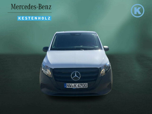 Interne Fahrzeugnr.:: 0923566Ausstattungslinien und -Pakete:  BASE,   BlueEFFICIENCY-Paket,   Modellgeneration 2,   Park-Paket,   SondermodellExterieur:  6-Gang-Schaltgetriebe TSG 380,   Anhängerkupplung Kugelkopf fest,   Außenspiegel heizbar und elektrisch verstellbar,   Basisfahrwerk,   Baureihe C447 Vito/V-Klasse,   Befestigungspunkte im Dachrahmen,   CO2-optimierte Bremsanlage,   Generator 14 V / 250 A,   Gewichtsvariante 2.800 kg,   Haupttank 70 Liter,   Heckkamera nicht einklappbar,   Hecktür zweiflügelig 180 Grad ohne Fenster,   Inland - Code,   Kastenwagen,   Komplettfahrzeug,   Kältemittel R-1234yf,   Premium Komplettradschutz (3 Jahre),   Radstand 3200 mm, Überhang lang,   Steuercode Umstellung WLTP,   Vliesbatterie 12 V 92 Ah,   Wärmedämmendes Glas rundumInterieur:  Abschließbares Handschuhfach,   Beifahrersitz Zweisitzer,   Holzfußboden,   Innenverkleidung Laderaum, obere Felder,   Innenverkleidung Laderaum, seitlich,   Komfort Fahrersitz,   LED-Lichtband im Laderaum,   Linkslenker,   Sitzbelegungserkennung Fahrersitz,   Stoff Caluma schwarz,   Trennwand durchgehendMultimedia:  2-Wege-Lautsprecher vorne,   Digitales Extra: Remote Services Plus,   Digitales Extra: Vorrüstung für Navigation,   Digitales Radio (DAB),   Headunit Europa/GUS-Staaten/Mongolei,   Kombiinstrument mit Farbdisplay,   Kommunikationsmodul (LTE) für digitale Dienste,   MBUX Multimediasystem,   Mercedes-Benz NotrufsystemKomfort und Umwelt:  Abgasreinigung SCR Generation 4,   Aktiver Spurhalte-Assistent,   Attention Assist,   Berganfahrhilfe,   ECO Start-Stop Funktion,   Fahrlichtassistent,   Intelligenter Geschwindigkeitsassistent (ISA),   Kofferraum-Komfortschließung,   Lenkrad in Neigung und Höhe verstellbar,   Mercedes-Benz MobiloVan mit DSB und GgD,   Multi-Tasten Funkfernbedienung,   Multifunktionslenkrad,   Sauglüfter elektrisch Leistungsstufe 5,   Tempomat,   Totwinkel-AssistentSicherheit:  Adaptives Bremslicht,   Aktiver Brems-Assistent,   Beifahrerairbag,   Bremskraftverstärkerausfallkompensierung,   Geräuschvorschrift nach ECE R51-3,   Gurtwarneinrichtung für Beifahrer,   Reifendrucküberwachung an VA u. HA, drahtlos,   Verbandtasche,   WarndreieckZustand/Papiere:  COC-Papiere,   Modellpflege,   Wartungsintervall 40.000 km,   Zulassung als LKWWeiteres: Fahrzeug mit Haltedauer! Abgabe frühestens 90 Tage nach Erstzulassung! AEJ X5/1,   AEJ X5/2,   BEDIENUNGSANLEITUNG U. SERVICEHEFT-DEUTSCH,   EMISSIONSKLASSE EURO 6E-BIS N1,   Europa,   Fahrerkamera,   Fahrzeug HVO fähig,   halbautomatisch geregelt Klimaanlage TEMPMATIC,   Hersteller Mercedes-Benz AG,   Mopf II,   OM 654 DE 20 LA 100 kW (136 PS) 3800/min,   Pannenmanagement,   Region EU/ EFTA,   Schilder / Druckschriften deutsch,   Steuercode Entwicklung,   Steuercode Modellpflege,   Vertriebskennzeichen 0,   VIN codierte Fahrzeugdaten mit Prüfziffer,   Wartungsintervall 2 Jahre,   WIPPS-Länder WEU+COC,   Geschwindigkeitsbegrenzung 210 km/h.