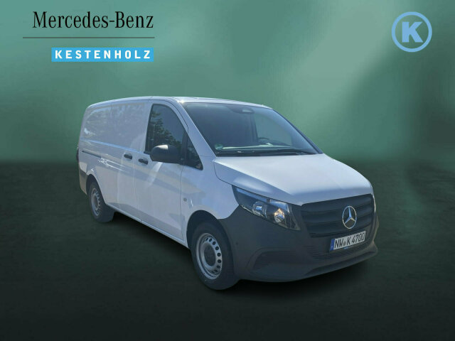Interne Fahrzeugnr.:: 0923566Ausstattungslinien und -Pakete:  BASE,   BlueEFFICIENCY-Paket,   Modellgeneration 2,   Park-Paket,   SondermodellExterieur:  6-Gang-Schaltgetriebe TSG 380,   Anhängerkupplung Kugelkopf fest,   Außenspiegel heizbar und elektrisch verstellbar,   Basisfahrwerk,   Baureihe C447 Vito/V-Klasse,   Befestigungspunkte im Dachrahmen,   CO2-optimierte Bremsanlage,   Generator 14 V / 250 A,   Gewichtsvariante 2.800 kg,   Haupttank 70 Liter,   Heckkamera nicht einklappbar,   Hecktür zweiflügelig 180 Grad ohne Fenster,   Inland - Code,   Kastenwagen,   Komplettfahrzeug,   Kältemittel R-1234yf,   Premium Komplettradschutz (3 Jahre),   Radstand 3200 mm, Überhang lang,   Steuercode Umstellung WLTP,   Vliesbatterie 12 V 92 Ah,   Wärmedämmendes Glas rundumInterieur:  Abschließbares Handschuhfach,   Beifahrersitz Zweisitzer,   Holzfußboden,   Innenverkleidung Laderaum, obere Felder,   Innenverkleidung Laderaum, seitlich,   Komfort Fahrersitz,   LED-Lichtband im Laderaum,   Linkslenker,   Sitzbelegungserkennung Fahrersitz,   Stoff Caluma schwarz,   Trennwand durchgehendMultimedia:  2-Wege-Lautsprecher vorne,   Digitales Extra: Remote Services Plus,   Digitales Extra: Vorrüstung für Navigation,   Digitales Radio (DAB),   Headunit Europa/GUS-Staaten/Mongolei,   Kombiinstrument mit Farbdisplay,   Kommunikationsmodul (LTE) für digitale Dienste,   MBUX Multimediasystem,   Mercedes-Benz NotrufsystemKomfort und Umwelt:  Abgasreinigung SCR Generation 4,   Aktiver Spurhalte-Assistent,   Attention Assist,   Berganfahrhilfe,   ECO Start-Stop Funktion,   Fahrlichtassistent,   Intelligenter Geschwindigkeitsassistent (ISA),   Kofferraum-Komfortschließung,   Lenkrad in Neigung und Höhe verstellbar,   Mercedes-Benz MobiloVan mit DSB und GgD,   Multi-Tasten Funkfernbedienung,   Multifunktionslenkrad,   Sauglüfter elektrisch Leistungsstufe 5,   Tempomat,   Totwinkel-AssistentSicherheit:  Adaptives Bremslicht,   Aktiver Brems-Assistent,   Beifahrerairbag,   Bremskraftverstärkerausfallkompensierung,   Geräuschvorschrift nach ECE R51-3,   Gurtwarneinrichtung für Beifahrer,   Reifendrucküberwachung an VA u. HA, drahtlos,   Verbandtasche,   WarndreieckZustand/Papiere:  COC-Papiere,   Modellpflege,   Wartungsintervall 40.000 km,   Zulassung als LKWWeiteres: Fahrzeug mit Haltedauer! Abgabe frühestens 90 Tage nach Erstzulassung! AEJ X5/1,   AEJ X5/2,   BEDIENUNGSANLEITUNG U. SERVICEHEFT-DEUTSCH,   EMISSIONSKLASSE EURO 6E-BIS N1,   Europa,   Fahrerkamera,   Fahrzeug HVO fähig,   halbautomatisch geregelt Klimaanlage TEMPMATIC,   Hersteller Mercedes-Benz AG,   Mopf II,   OM 654 DE 20 LA 100 kW (136 PS) 3800/min,   Pannenmanagement,   Region EU/ EFTA,   Schilder / Druckschriften deutsch,   Steuercode Entwicklung,   Steuercode Modellpflege,   Vertriebskennzeichen 0,   VIN codierte Fahrzeugdaten mit Prüfziffer,   Wartungsintervall 2 Jahre,   WIPPS-Länder WEU+COC,   Geschwindigkeitsbegrenzung 210 km/h.