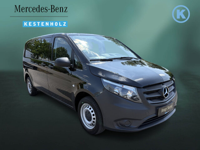 Interne Fahrzeugnr.:: 0923948Ausstattungslinien und -Pakete:  Basic,   BlueEFFICIENCY-Paket,   Mixto,   Modellgeneration 1Exterieur:  6-Gang-Schaltgetriebe TSG 380,   Aktiver Feststeller Schiebetür,   Anhängelast 0 kg/lbs,   Basisfahrwerk Plus,   Baureihe C447 Vito/V-Klasse,   Befestigungspunkte im Dachrahmen,   CO2-optimierte Bremsanlage,   Fenster vorn links, fest in Seitenwand/Schiebetür,   Generator 14 V / 250 A,   Gewichtsvariante 2.800 kg,   Haupttank 57 Liter,   Heckklappe,   Hinterachswellenfabrikat IFA,   Inland - Code,   Kombifahrzeug,   Komplettfahrzeug,   Metallic-Lack,   Pufferbatterie für Startvorgang,   Radstand 3200 mm, Überhang kurz,   Steuercode Umstellung WLTP,   Steuercode Werk 157,   Vliesbatterie 12 V 92 Ah,   Wärmedämmendes Glas rundumInterieur:  3er - Sitzbank 1. Reihe mit klappbarem äußeren Sitz,   Abschließbares Handschuhfach,   Beifahrersitz verstellbar,   Dachverkleidung Standard Säule B-D,   Fahrersitz,   Holzfußboden,   Innenraumleuchte(n) im Fond,   Innenspiegel,   Innenverkleidung Laderaum, seitlich,   Linkslenker,   Stoff Caluma schwarz,   Warmluftkanal zum FahrgastraumMultimedia:  2-Wege-Lautsprecher vorne,   Audio 10,   Digitales Extra: Remote Services Plus,   Digitales Radio (DAB),   Kommunikationsmodul (LTE) für digitale Dienste,   Mercedes-Benz NotrufsystemKomfort und Umwelt:  Abgasreinigung SCR Generation 4,   Attention Assist,   Berganfahrhilfe,   ECO Start-Stop Funktion,   Emissionsklasse Euro 6d N1 GR.III/N2,   Fahrlichtassistent,   Mercedes-Benz MobiloVan mit DSB und GgD,   Sauglüfter elektrisch Leistungsstufe 5,   TempomatSicherheit:  Adaptives Bremslicht,   Beifahrerairbag,   Fußgängerschutz,   Gurtwarneinrichtung für Beifahrer,   Kindersicherung an Türen im Fahrgastraum,   Verbandtasche,   Warndreieck,   Warnlampe für WischwasserfüllstandZustand/Papiere:  COC-Papiere,   Modellpflege,   Premiumschutz Reifen (3 Jahre),   Wartungsintervall 40.000 km,   Zulassung als LKWWeiteres:  Europa,   Fahrzeug HVO fähig,   Fenster v. rechts, fest in Seitenwand/Schiebetür,   Hersteller Mercedes-Benz AG,   OM 654 DE 20 LA 75 kW (102 PS) 3800/min,   Pannenmanagement,   Region EU/ EFTA,   Schilder / Druckschriften deutsch,   Steuercode Entwicklung,   Steuercode Modellpflege,   Vertriebskennzeichen 0,   VIN codierte Fahrzeugdaten mit Prüfziffer,   Änderungsjahr G2-II,   Geschwindigkeitsbegrenzung 210 km/h,   Modelljahr 3.