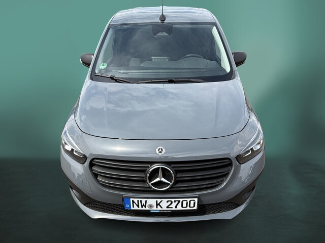 Interne Fahrzeugnr.:: 0923981Ausstattungslinien und -Pakete:  Licht-Paket,   Modellgeneration 0,   Navigation Paket,   Ohne Aufbauhersteller Sondermodul,   Ohne Chrom-Paket,   Ohne Paket BAUSTELLE,   Park-Paket,   Pro,   Sitzkomfort-PaketExterieur:  16" Stahlräder,   40,6 cm (16") Designräder 5-Doppelspeichen-Design,   Abdeckung Schiebetürschiene in Wagenfarbe,   Ausführung Standard,   Außenspiegel elektr. heranklappbar u. verstellbar,   Blinker Außenspiegel in Halogen-Technik,   ECO Catalysator 90g,   EMISSIONSKLASSE EURO 6E M/N1 GR. II,   Frontscheibe wärmedämmend,   Gewichtsvariante 2.351 kg,   Hecktür zweiflügelig 180 Grad ohne Fenster,   Inland - Code,   INTERNER CODE AC1B2,   Kastenwagen,   Komplettfahrzeug,   Kältemittel R-1234yf,   LED High Performance-Scheinwerfer,   Modellgeneration GSR2B,   Nebelscheinwerfer in LED-Technik,   Ohne Einstiegsleisten,   Ohne Lackierung Anbauteile,   Ohne Ladekabel Traktionsbatterie E-Cell,   Ohne PTC-Element,   Ohne Staub-Kit,   Ohne Steinschlagschutz,   Ohne Zierstab Heckklappe Chrom,   Premium Komplettradschutz (3 Jahre),   Querträger für Anhängerkupplung,   Radstand 3097 mm,   Schiebetür rechts,   Schriftzug Gewerblich,   Seitenwand links,   Standardwegausführung,   Steuercode Umstellung WLTP,   Steuercode Vertrieb,   Türgriffe lackiert in Wagenfarbe,   Verbrenner,   VIN von außen sichtbar,   Vorrüstung für Dachreling,   Wischwasserbehälter mit größerem Volumen,   Wärmedämmendes Glas rundumInterieur:  Ablagefach auf Instrumententafel,   Allwetter Fußmatten,   Beifahrersitz Zweisitzer,   Fahrersitz höhenverstellbar mit Lordosestütze,   Fensterheber vorn elektr. m. Komfortbedienfunktion,   Griffleiste schwarz genarbt,   Handschuhfach, Beifahrerseite, geschlossen,   Holzfußboden,   Innenbeleuchtung LED vorne,   Innenraumbeleuchtung in LED-Technik,   Innenspiegel,   Innenverkleidung Laderaum bis Dachhöhe (Holz),   Instrumententafel in Kunststoff schwarz genarbt,   Instrumententafel schwarz Kunststoff,   Klimaanlage,   Klimazone 2 (gemäßigt),   Kraftstofffilter mit Wasserabscheider,   Kunststoffboden im Fahrgastraum vorn,   Lenkrad umschäumt,   Linkslenker,   Mittelarmlehne und Türfelder schwarz genarbt,   Ohne Ambientenbeleuchtung,   Ohne beheiztes Lenkrad,   Ohne Belüftungsdüsen im Fond,   Ohne Fenster SW/LST m. Fensterheber elektr.,   Ohne Innenraumspiegel,   Ohne Klapptisch an F- und BF-Rückenlehne,   Ohne Ladesteckdose,   Ohne Lastschutznetz,   Ohne Rücksitzbank,   Ohne Sitze in Reihe 3,   Ohne Sitz in Reihe 2,   Ohne Sitz Mittelgurt Fond,   Ohne Staufach zwischen F- u. BF-Sitz,   Ohne Tasche an Fahrer- und Beifahrerrückenlehne,   Ohne Warmluftkanal zum Fahrgastraum,   Ohne Zierelemente,   Schaltknauf Kunststoff,   Sitzbezugsart Stoff,   Sitzheizung für Fahrer,   Spiegel in Fahrer-Sonnenblende,   Stoff Norwich Schwarz,   Tachometer km/h,   Trennwand durchgehend mit 1 FensterMultimedia:  Digitales Extra: Erweiterte MBUX Funktionen,   Digitales Extra: Festplatten-Navigation,   Digitales Extra: Remote Services Plus,   Digitales Extra: Smartphone Integration,   Digitales Radio (DAB),   Kombiinstrument mit Farbdisplay,   Kommunikationsmodul (LTE) für digitale Dienste,   Live Traffic Information,   MBUX Multimediasystem und Navi mit 9,5 Zoll Display,   Mercedes-Benz Notrufsystem,   Ohne kabelloses Ladesystem für mobile Endgeräte,   Sprache Kombiinstrument - deutsch,   Vorrüstung für Digitale ExtrasKomfort und Umwelt:  7-Gang-Automatikgetriebe,   Aktiver Spurhalte-Assistent,   ATTENTION ASSIST B,   Berganfahrhilfe,   Diesel,   ECO Start-Stop Funktion,   Fernlichtassistent,   Intelligenter Geschwindigkeitsassistent (ISA),   Keyless Start (schlüsselloses Einsteigen und Starten),   Laderaumbeleuchtung in LED-Technik,   Lenkrad in Neigung und Höhe verstellbar,   Licht- und Regensensor,   Mercedes-Benz MobiloVan mit DSB und GgD,   Multifunktionslenkrad,   Partikelfilter,   Rückfahrkamera,   Tempomat,   Totwinkel-AssistentSicherheit:  Airbag Fahrer und Beifahrer,   Aktiver Brems-Assistent,   Bremsanlage mit ABS und ASR,   elek. Feststellbremse,   Elektronisches Stabilitätsprogramm (ESP),   Gurtwarneinrichtung für Fahrer und Beifahrersitz,   Ohne Automatische Beifahrer-Airbagabschaltung,   Ohne Einbruch-/Diebstahlwarnanlage,   Ohne Kopfstützen Fahrgastraum,   Reifendrucküberwachung an VA u. HA, drahtlos,   Thorax-Sidebags und Windowbags vorne,   Unterbodenschutz Kunststoff,   Verbandtasche,   WarndreieckZustand/Papiere:  COC-Papiere,   Zulassung N1Weiteres: Fahrzeug mit Haltedauer! Abgabe frühestens 90 Tage nach Erstzulassung! AEJ X4/1,   Hersteller Mercedes-Benz AG,   Interner Code ALL6,   Kundenauftrag VdZ.