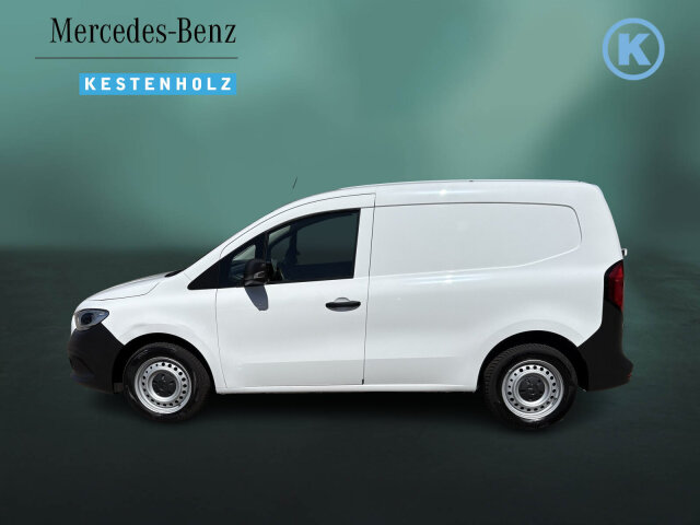 Interne Fahrzeugnr.:: 0924054Ausstattungslinien und -Pakete:  Ohne Aufbauhersteller Sondermodul,   Ohne Chrom-Paket,   Ohne Paket BAUSTELLE,   PURE STANDARDExterieur:  16" Stahlräder,   40,6 cm (16") Stahlräder mit Radnabenabdeckung,   Abdeckung Schiebetürschiene schwarz genarbt,   Anhängerkupplung Kugelkopf fest,   Außenspiegel heizbar und elektrisch verstellbar,   Blinker Außenspiegel in Halogen-Technik,   Frontscheibe wärmedämmend,   Hecktür zweiflügelig 180 Grad ohne Fenster,   Inland - Code,   Kastenwagen,   Ohne aktiver Brems-Assistent,   Ohne Einstiegsleisten,   Ohne Lackierung Anbauteile,   Ohne Ladekabel Traktionsbatterie E-Cell,   Ohne PTC-Element,   Ohne Staub-Kit,   Ohne Steinschlagschutz,   Ohne Zierstab Heckklappe Chrom,   Scheinwerfer in Halogen-Technik,   Schiebetür rechts,   Seitenwand links,   Stoßfänger schwarz genarbt,   Türgriff schwarz,   Verbrenner,   Vorrüstung für Dachreling,   Wärmedämmendes Glas rundumInterieur:  6-Gang Schaltgetriebe,   Allwetter Fußmatten,   Armlehne mit Staufach,   Beifahrersitz,   Fahrersitz höhenverstellbar,   Fensterheber vorn elektrisch,   Griffleiste schwarz genarbt,   Handschuhfach, Beifahrerseite, geschlossen,   Holzfußboden,   Innenbeleuchtung LED vorne,   Innenraumbeleuchtung in LED-Technik,   Innenverkleidung Basis,   Instrumententafel in Kunststoff schwarz genarbt,   Instrumententafel schwarz Kunststoff,   Klimaanlage,   Kunststoffboden im Fahrgastraum vorn,   Lenkrad umschäumt,   Mittelarmlehne und Türfelder schwarz genarbt,   Ohne Ambientenbeleuchtung,   Ohne beheiztes Lenkrad,   Ohne Belüftungsdüsen im Fond,   Ohne Fenster SW/LST m. Fensterheber elektr.,   Ohne Innenraumspiegel,   Ohne Innenspiegel,   Ohne Klapptisch an F- und BF-Rückenlehne,   Ohne Ladesteckdose,   Ohne Lastschutznetz,   Ohne Rücksitzbank,   Ohne Sitze in Reihe 3,   Ohne Sitzheizung vorn,   Ohne Sitz in Reihe 2,   Ohne Sitz Mittelgurt Fond,   Ohne Spiegel in Fahrer-Sonnenblende,   Ohne Tasche an Fahrer- und Beifahrerrückenlehne,   Ohne Warmluftkanal zum Fahrgastraum,   Ohne Zierelemente,   Schaltknauf Kunststoff,   Sitzbezugsart Stoff,   Start über Zündschlüssel,   Stoff Caluma schwarz,   Tachometer km/h,   Trennwand durchgehendMultimedia:  Digitales Extra: Remote Services Plus,   Digitales Extra: Smartphone Integration,   Digitales Radio (DAB),   Kombiinstrument (Pixel-Matrix-Display),   Kommunikationsmodul (LTE) für digitale Dienste,   MBUX Multimediasystem mit DAB,   Mercedes-Benz Notrufsystem,   Ohne kabelloses Ladesystem für mobile Endgeräte,   Sprache Kombiinstrument - deutsch,   Vorrüstung für Digitale ExtrasKomfort und Umwelt:  Attention Assist,   Berganfahrhilfe,   Diesel,   ECO Start-Stop Funktion,   Laderaumbeleuchtung in LED-Technik,   Lenkrad in Neigung und Höhe verstellbar,   Licht- und Regensensor,   Multifunktionslenkrad,   Ohne Fernlicht-Assistent,   Ohne Rückfahrhilfe,   Ohne Spurhalte-Assistent,   Ohne Totwinkel-Assistent,   Ohne Verkehrszeichen-Assistent,   Partikelfilter,   TempomatSicherheit:  Airbag Fahrer und Beifahrer,   Bremsanlage mit ABS und ASR,   Elektronisches Stabilitätsprogramm (ESP),   Festellbremse,   Gurtwarneinrichtung für Fahrer und Beifahrersitz,   Ohne Automatische Beifahrer-Airbagabschaltung,   Ohne Einbruch-/Diebstahlwarnanlage,   Ohne Kopfstützen Fahrgastraum,   Thorax-Sidebags und Windowbags vorne,   Unterbodenschutz KunststoffWeiteres:  Gewichtsvariante 2.021 kg,   Hersteller Mercedes-Benz AG,   Markenumfang Mercedes-Benz,   Nutzlast Serie,   Ohne Ablagefach auf Instrumententafel,   Ohne aktiver Lenkassistent,   Ohne Aufbauhersteller Schnittstelle,   Ohne Double Lock,   Ohne Drehzahlanhebung mit Konstanthaltung,   Ohne Fenster hinten,   Ohne Generator verstärkt,   Ohne Geschwindigkeitsbegrenzung,   Ohne Heckscheibe heizbar,   Ohne Kindersicherung an Türen im Fahrgastraum,   Ohne Kindersitzbefestigung,   Ohne Ladekabel für Haushaltssteckdose,   Ohne Nebellampen,   Ohne Reifendrucküberwachung,   Ohne Rückfahrkamera,   ohne Schmutzfänger,   Ohne  Spiegel in Beifahrer-Sonnenblende,   Ohne Wisch- und  Waschanlage,   Schilder / Druckschriften deutsch,   Standard,   Standard Reichweite,   Typkennzeichen.